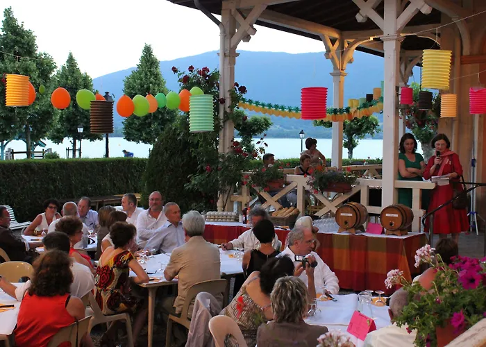 Feriepark Le Pavillon Des Fleurs Menthon-Saint-Bernard