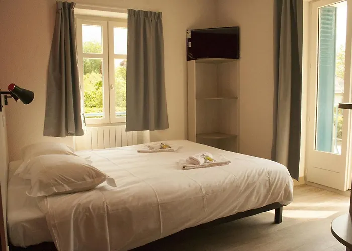 Tatil parkı Le Pavillon Des Fleurs Menthon-Saint-Bernard