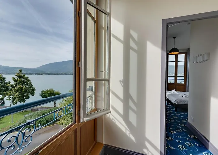 Le Pavillon Des Fleurs Menthon-Saint-Bernard